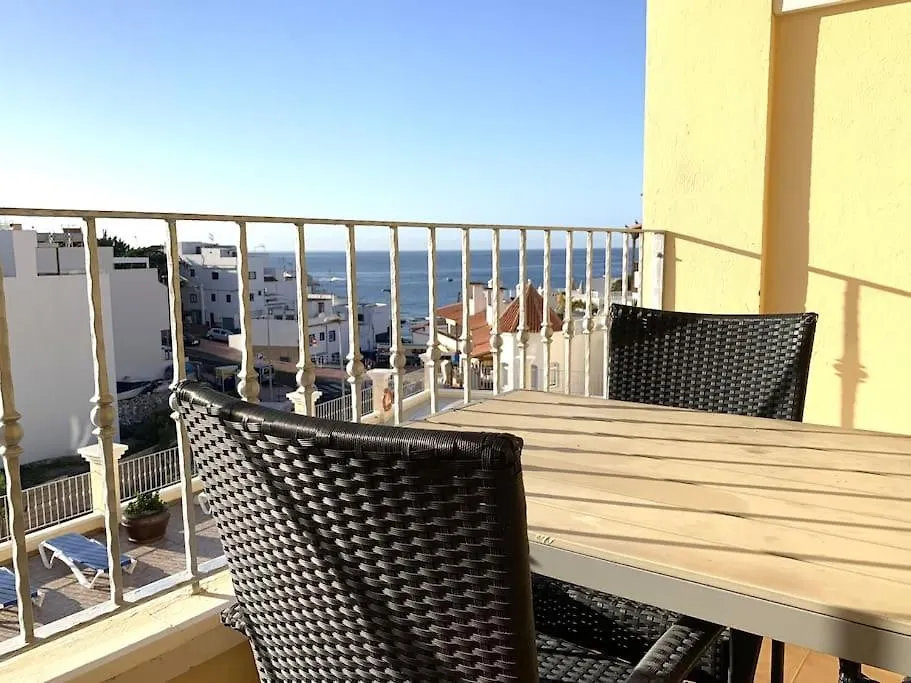Apartment Schoene Wohnung Mit Meer- Und Bergblick Costa Adeje  Spain